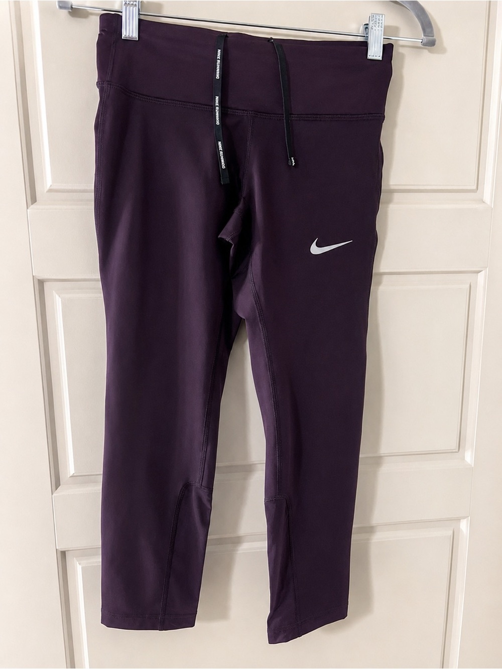 Nike Running Dri-FIT Crop Leggings Purple Plum XS Drawstring Pocket Athletic